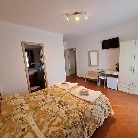 Il Nido Delle Rondini Bed & Breakfast Grottole Exterior foto